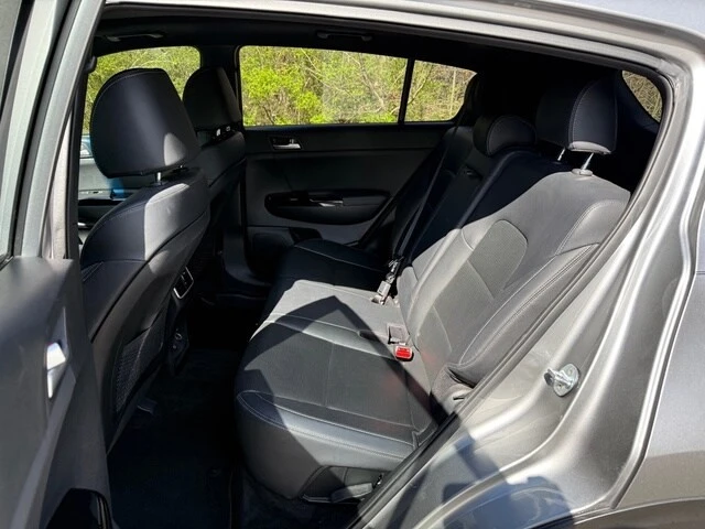 2021 Kia Sportage - Image 14 of 21