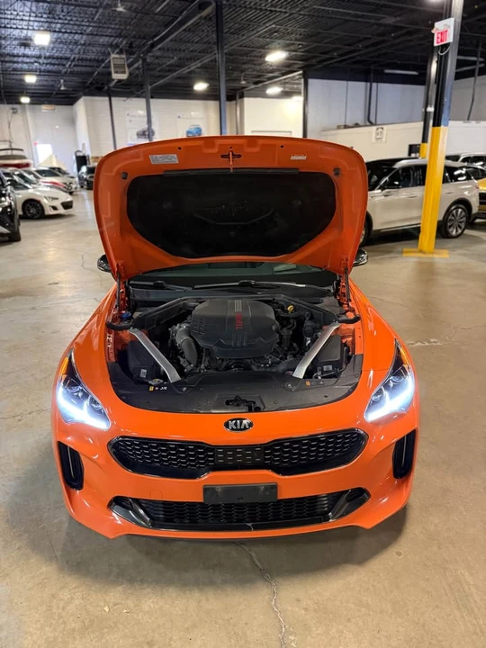 2021 Kia Stinger - Image 9 of 20