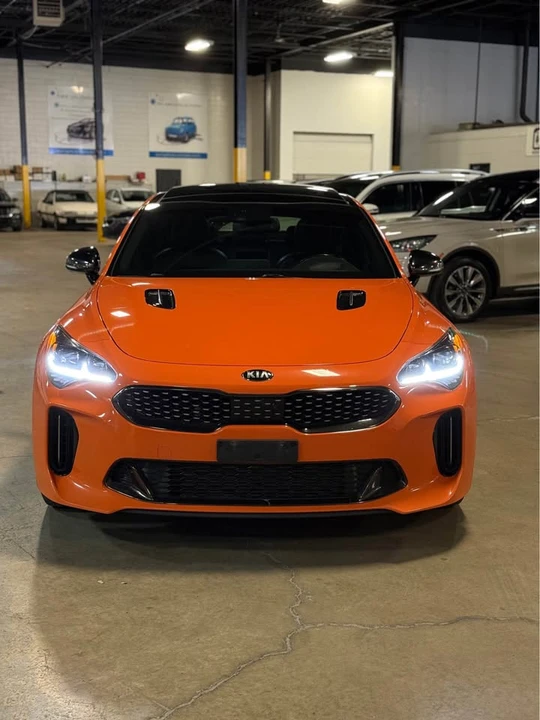 2021 Kia Stinger - Image 2 of 20