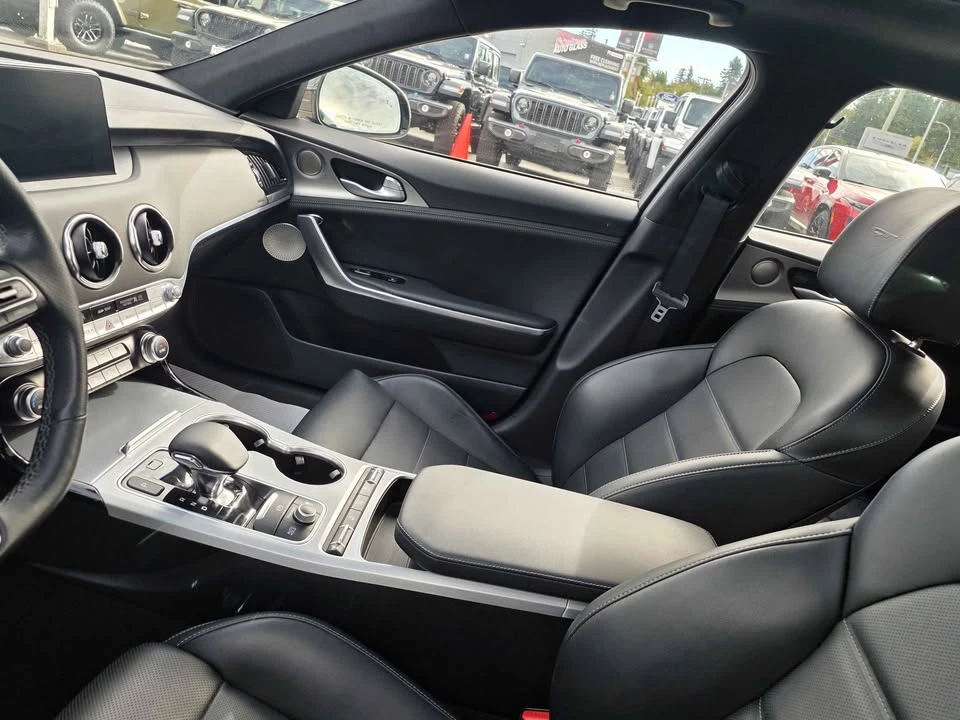 2021 Kia Stinger - Image 5 of 6