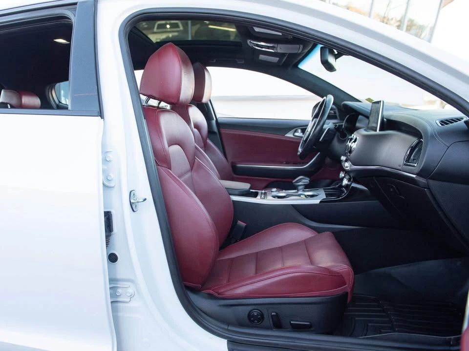 2021 Kia Stinger - Image 5 of 11