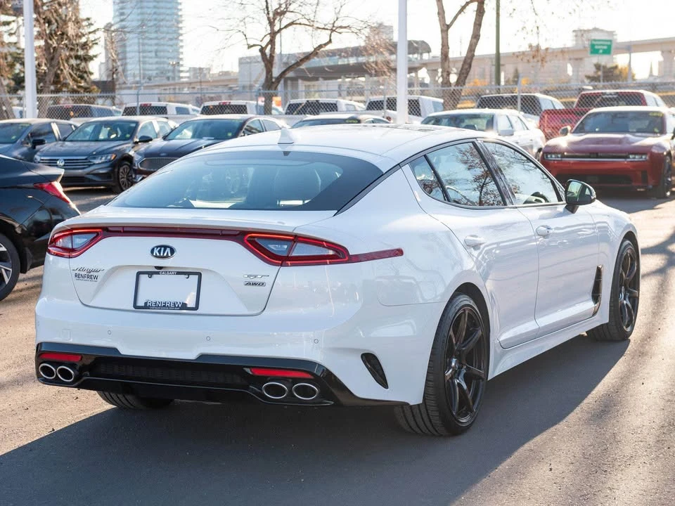 2021 Kia Stinger - Image 3 of 11