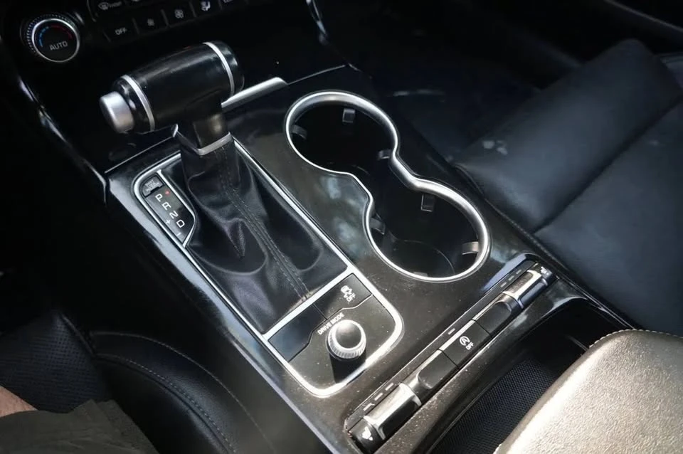 2021 Kia Stinger - Image 18 of 20