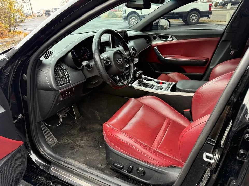 2021 Kia Stinger - Image 7 of 12