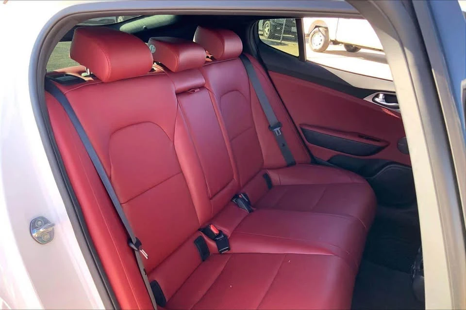 2021 Kia Stinger - Image 8 of 9