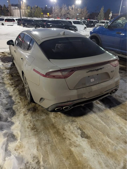 2021 Kia Stinger - Image 3 of 5