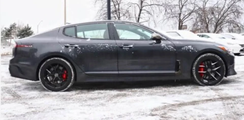 2021 Kia Stinger - Image 3 of 13