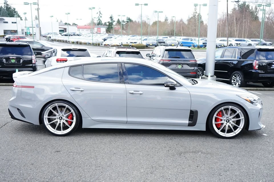 2021 Kia Stinger - Image 2 of 14