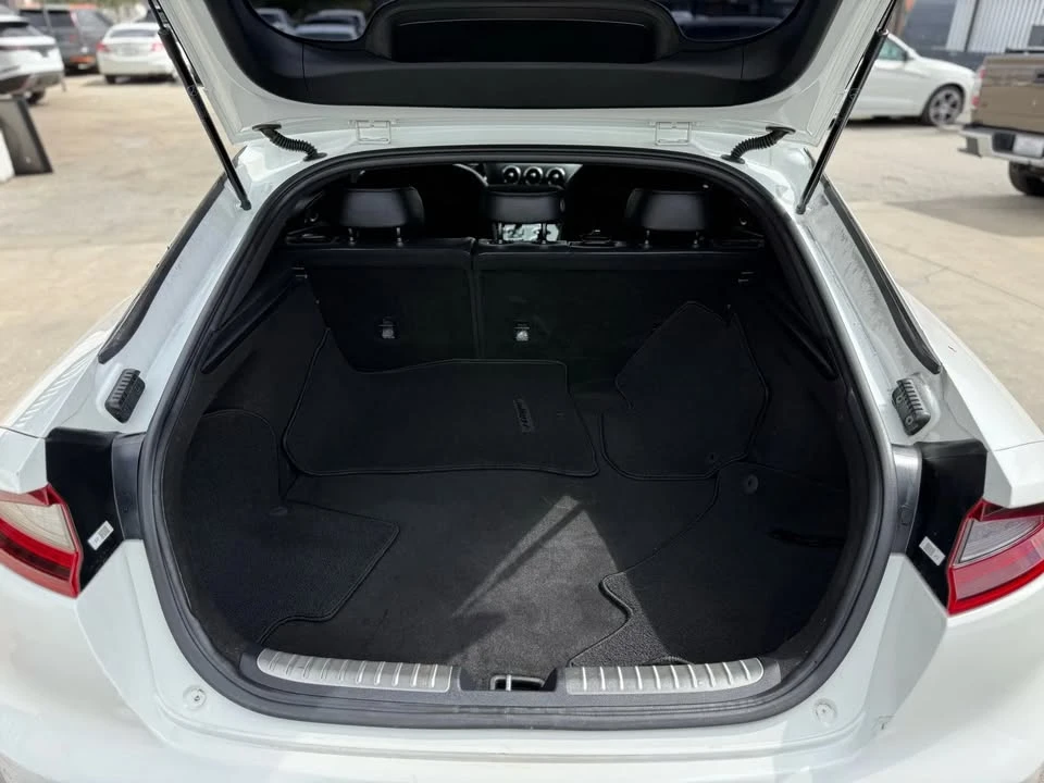 2021 Kia Stinger - Image 7 of 20