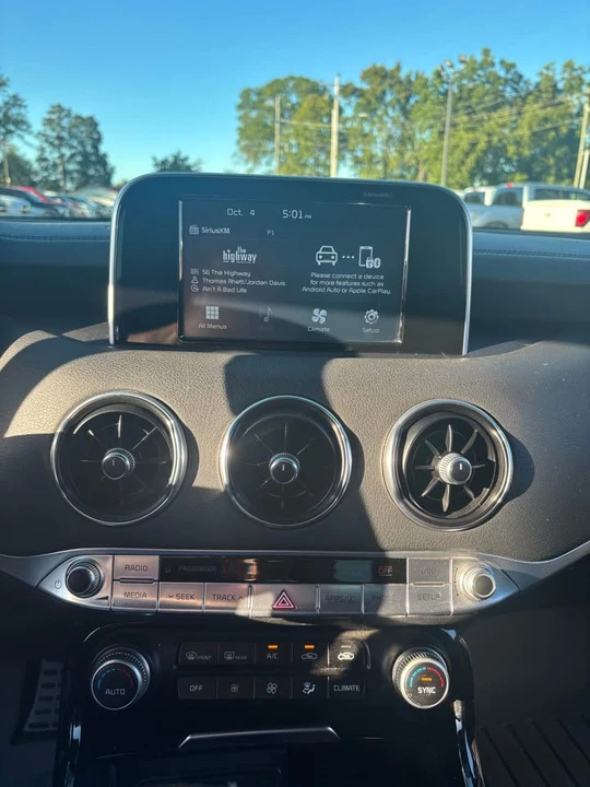 2021 Kia Stinger - Image 7 of 12