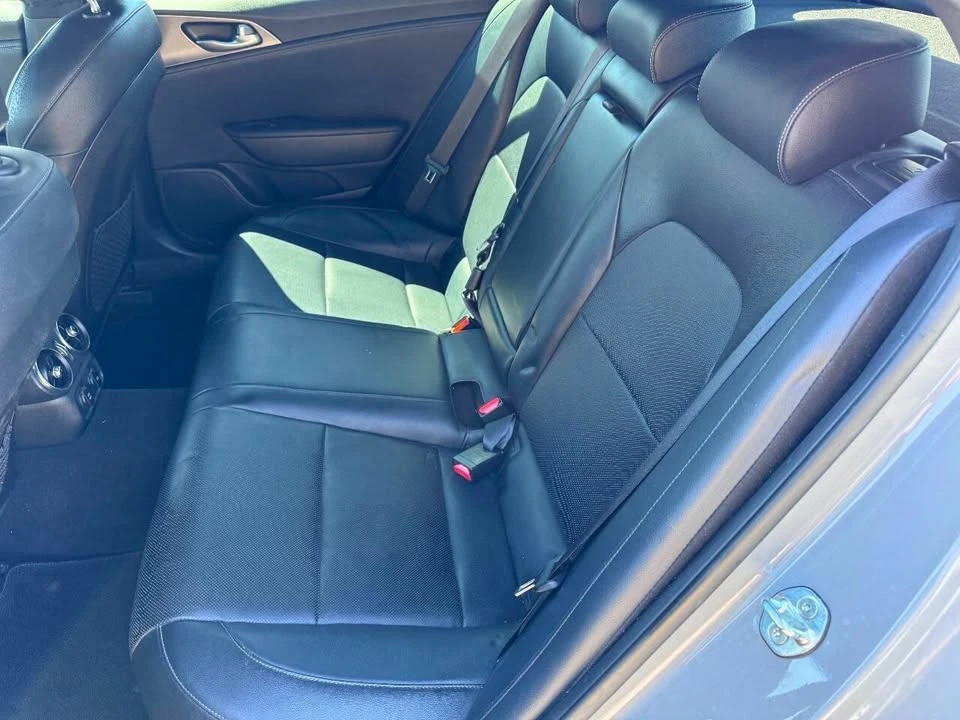 2021 Kia Stinger - Image 4 of 5