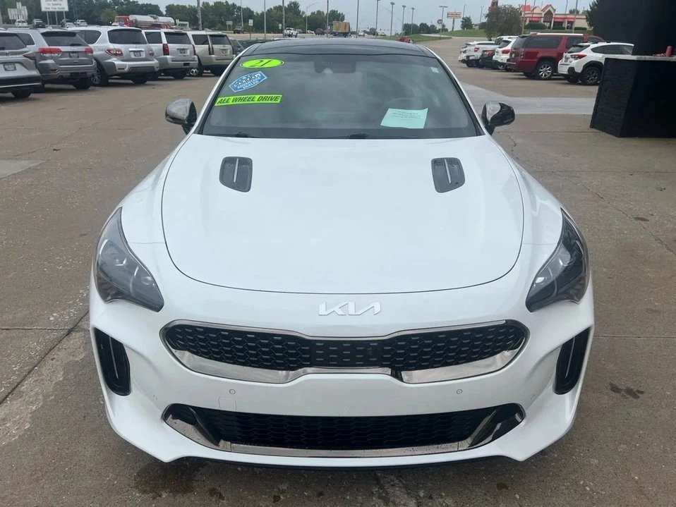 2021 Kia Stinger - Image 3 of 19