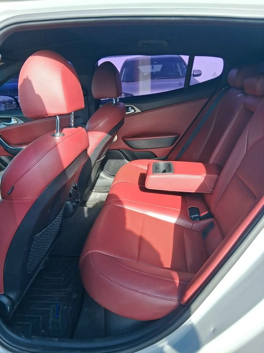 2021 Kia Stinger - Image 4 of 7