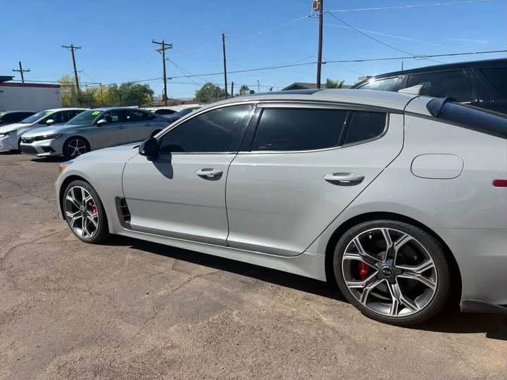 2021 Kia Stinger - Image 2 of 6
