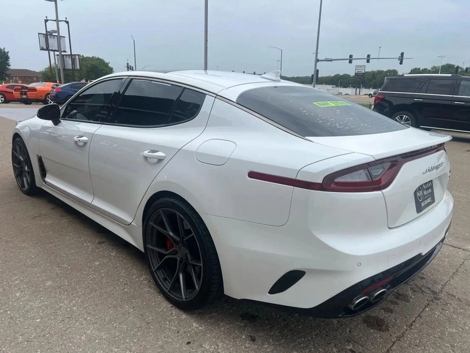 2021 Kia Stinger - Image 7 of 19