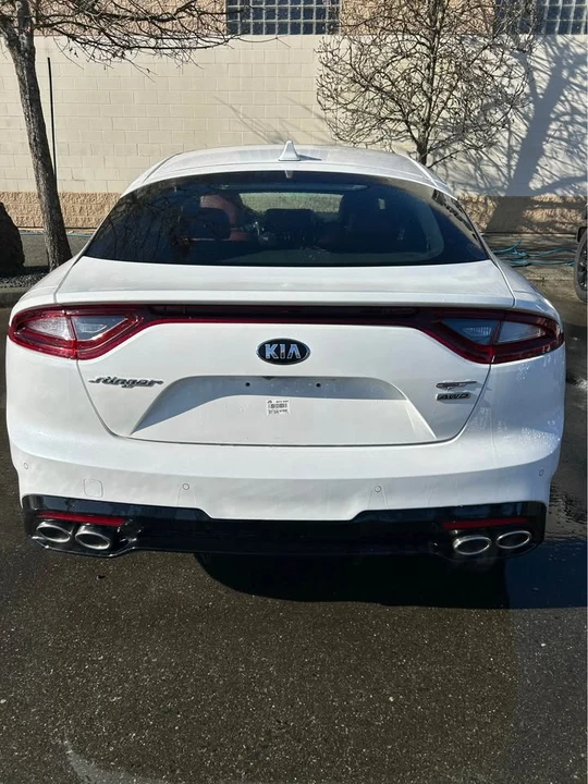 2021 Kia Stinger - Image 5 of 10