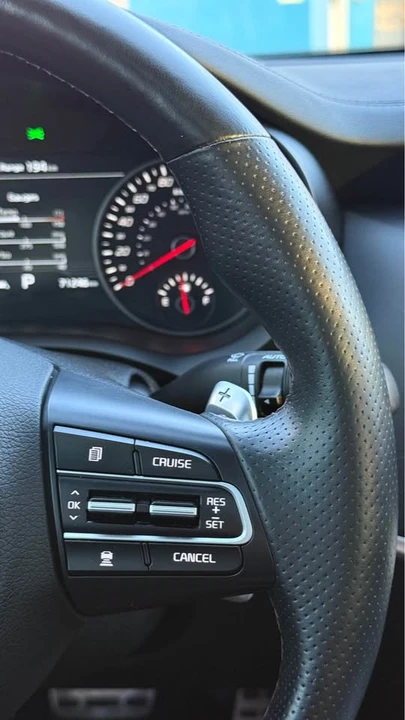 2021 Kia Stinger - Image 15 of 19