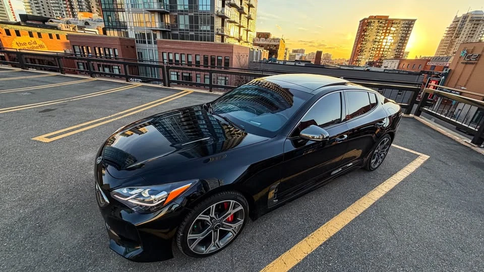 2021 Kia Stinger - Image 17 of 19