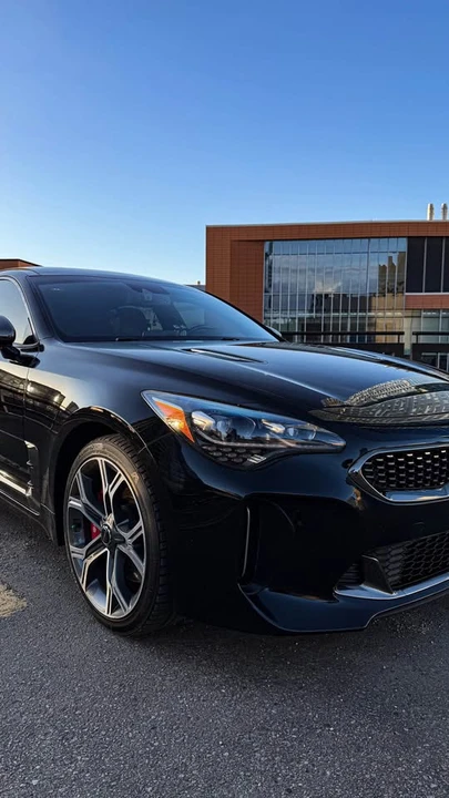 2021 Kia Stinger - Image 4 of 19