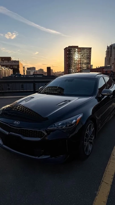 2021 Kia Stinger - Image 2 of 19