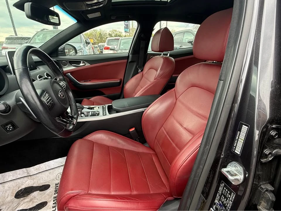 2021 Kia Stinger - Image 8 of 14