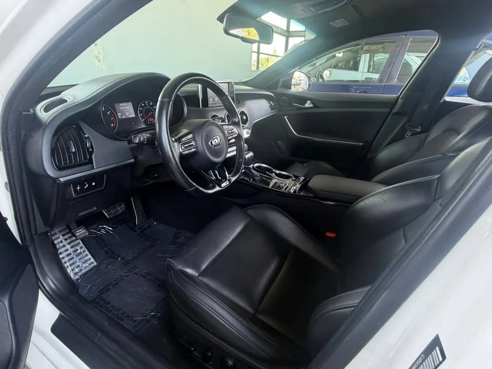 2021 Kia Stinger - Image 17 of 20
