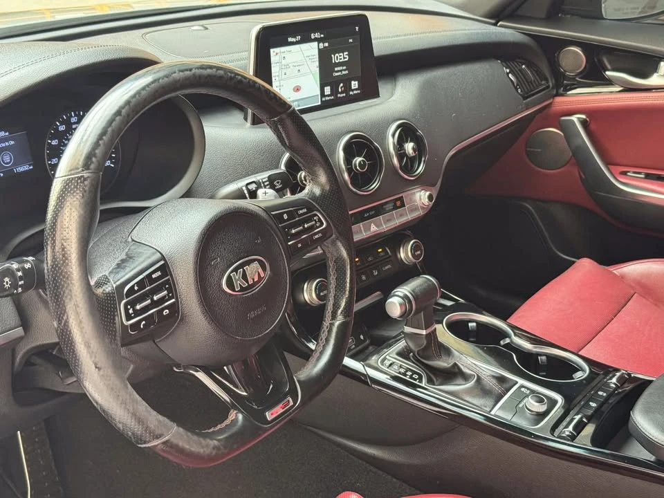 2021 Kia Stinger - Image 6 of 7