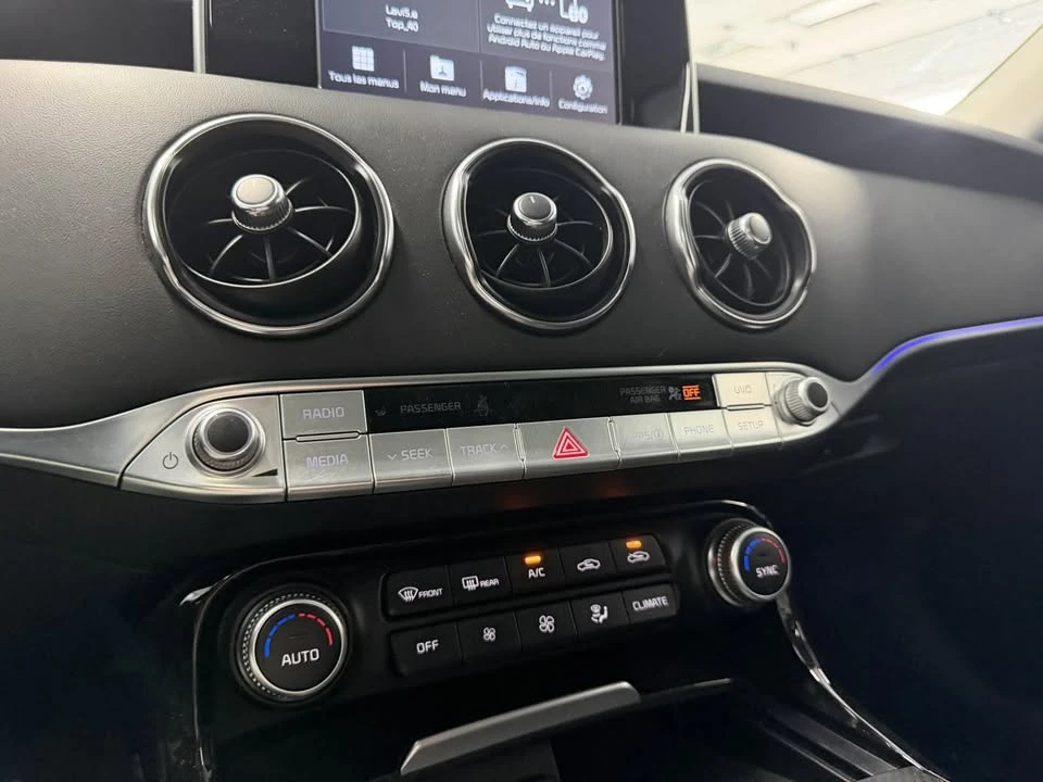 2021 Kia Stinger - Image 12 of 18