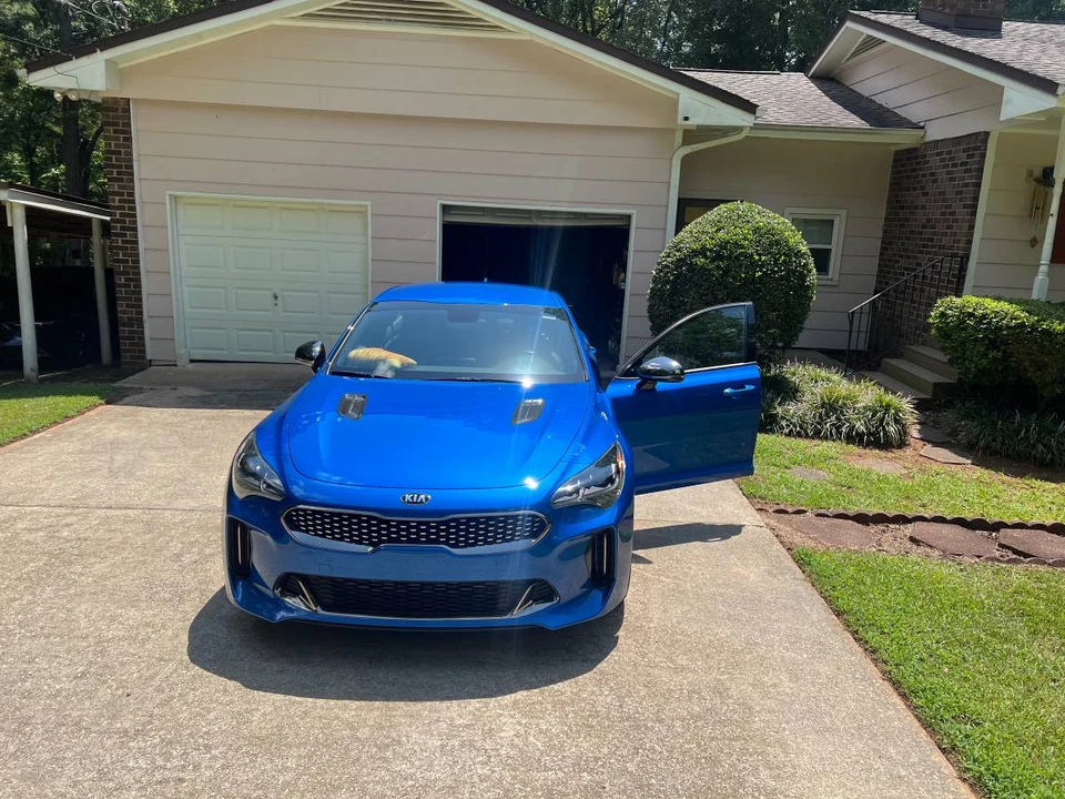 2021 Kia Stinger GT - Image 2 of 5