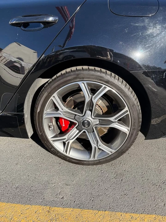 2021 Kia Stinger GT - Image 5 of 6