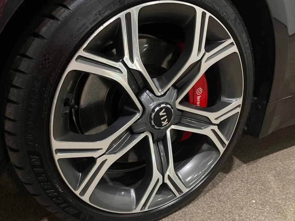 2021 Kia Stinger GT - Image 17 of 20