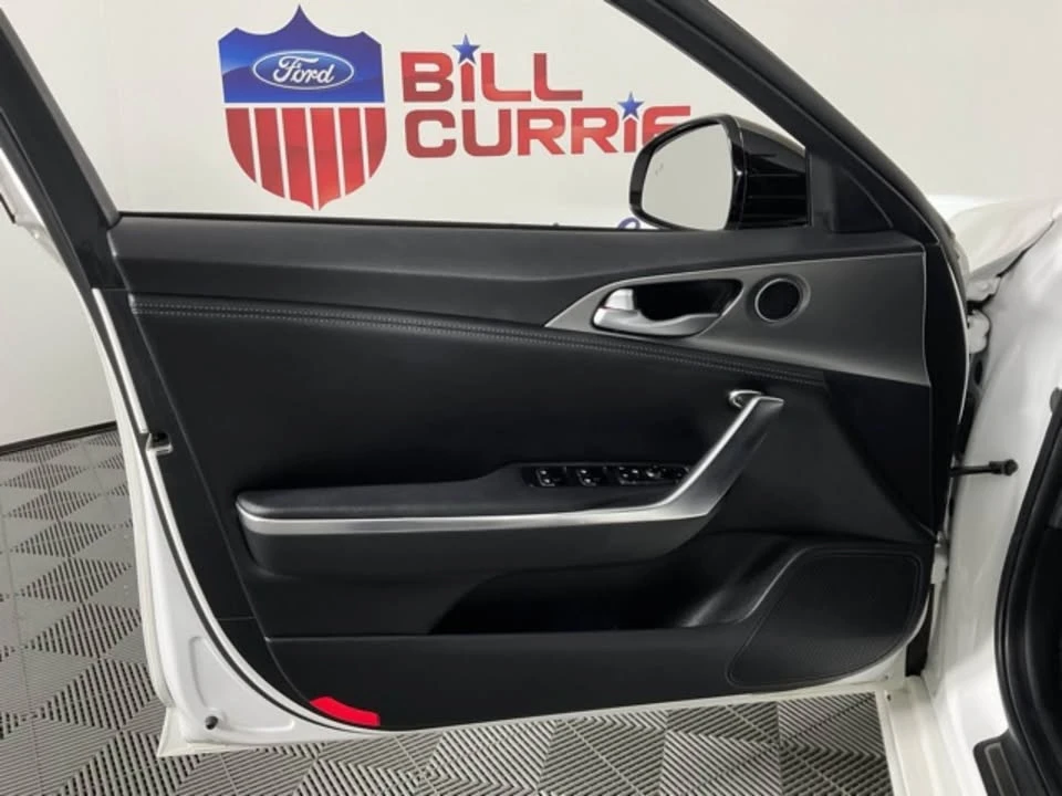 2021 Kia Stinger GT - Image 16 of 20