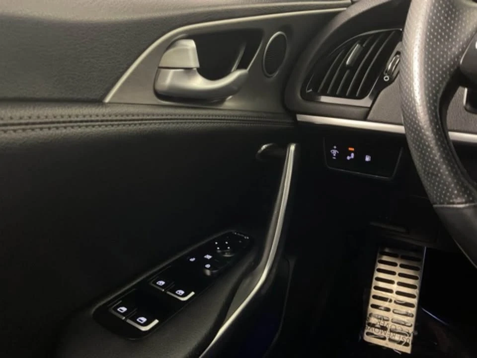 2021 Kia Stinger GT - Image 12 of 20