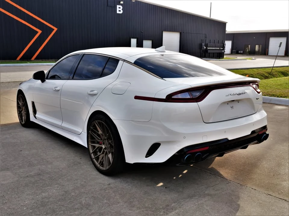 2021 Kia Stinger GT - Image 9 of 20