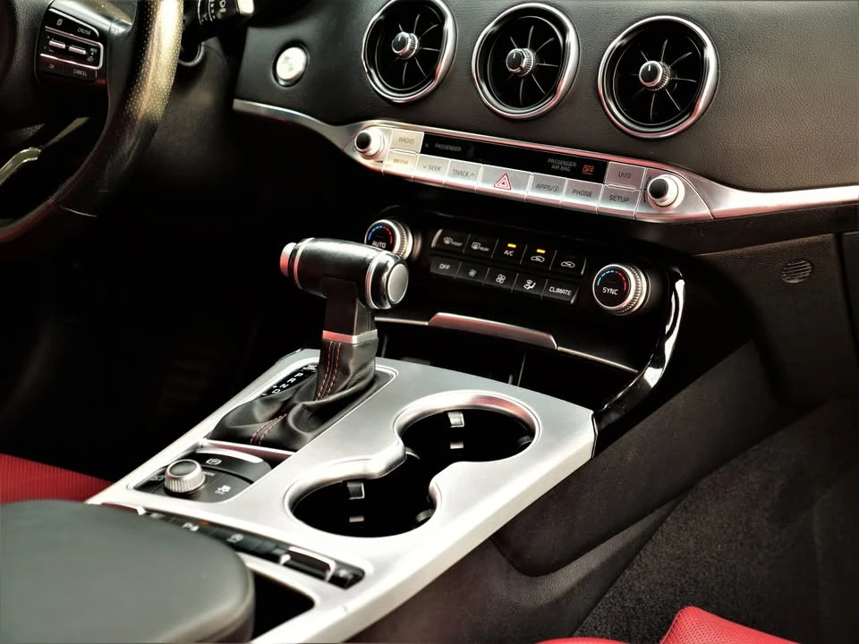 2021 Kia Stinger GT - Image 18 of 20