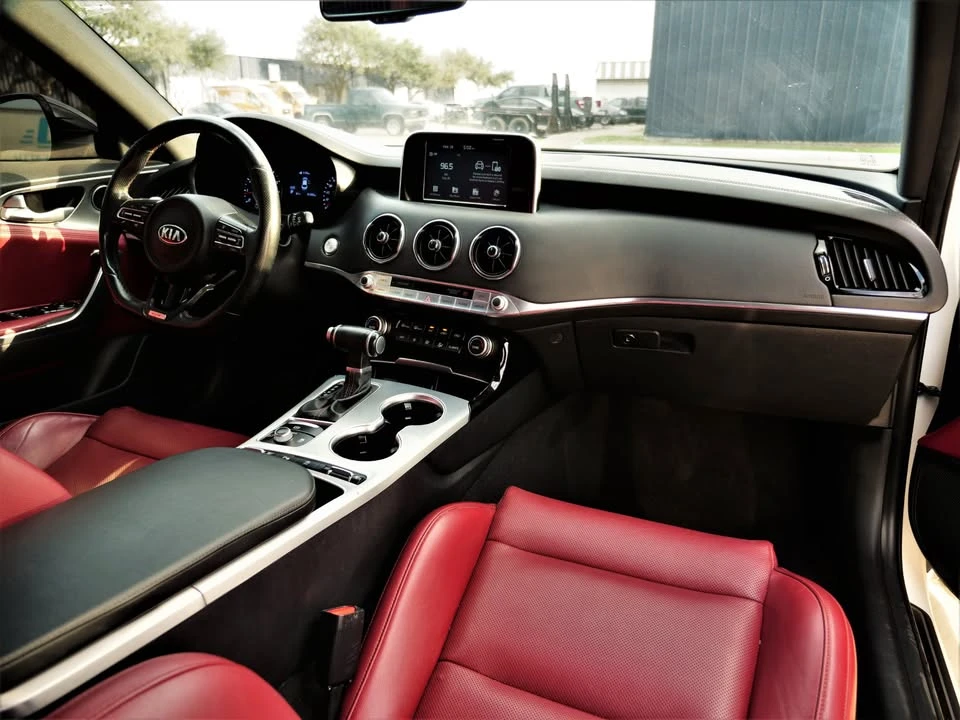 2021 Kia Stinger GT - Image 15 of 20
