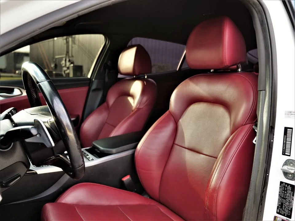 2021 Kia Stinger GT - Image 14 of 20
