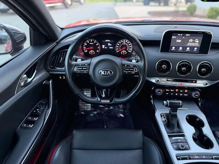 2021 Kia Stinger GT - Image 9 of 18