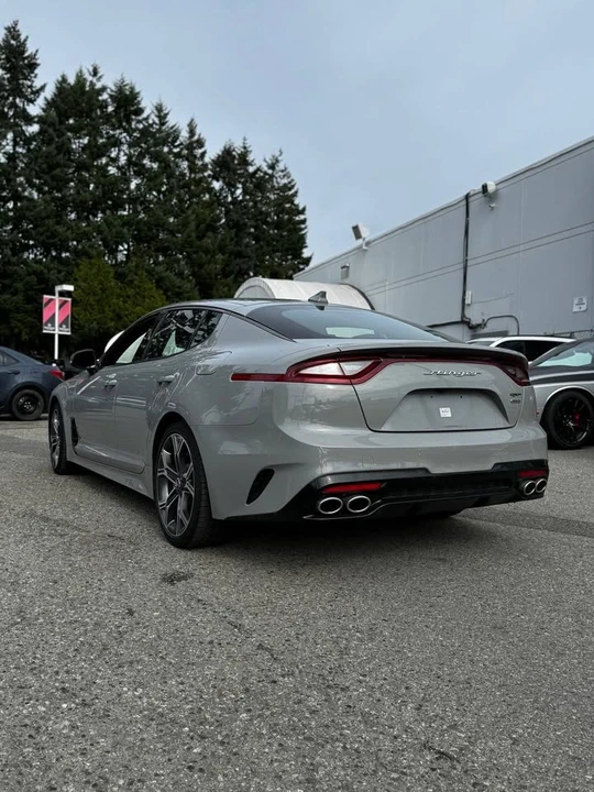 2021 Kia Stinger GT - Image 5 of 14