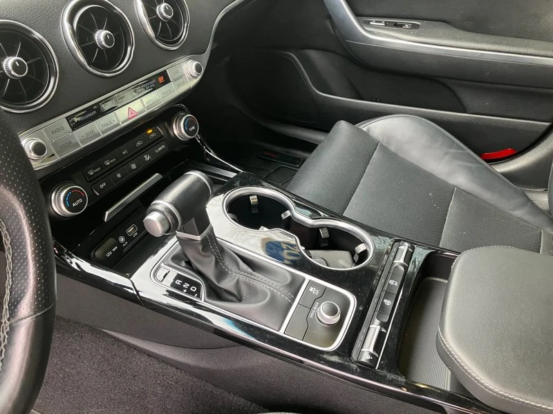 2021 Kia Stinger GT - Image 19 of 20