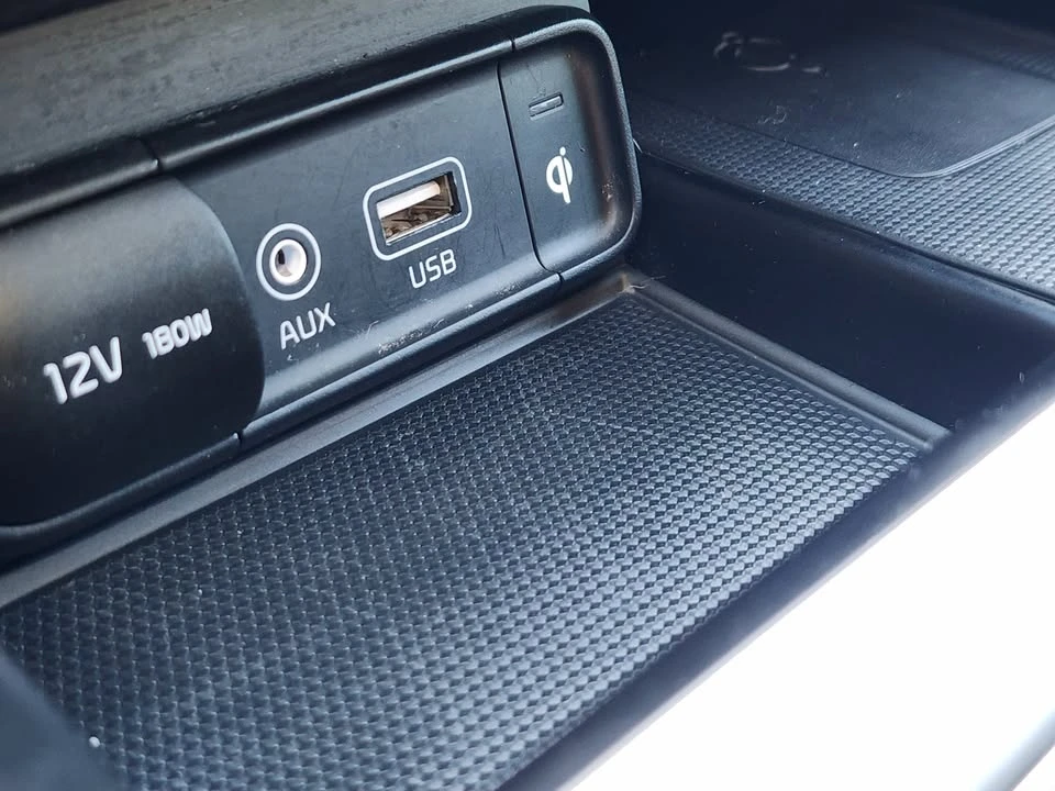 2021 Kia Stinger GT - Image 9 of 20