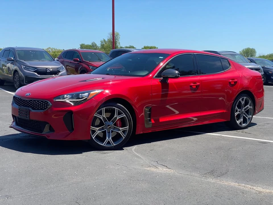 2021 Kia Stinger GT - Image 8 of 21