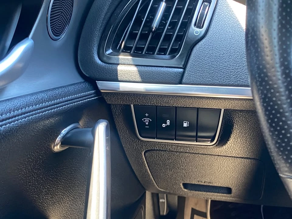 2021 Kia Stinger GT - Image 14 of 21