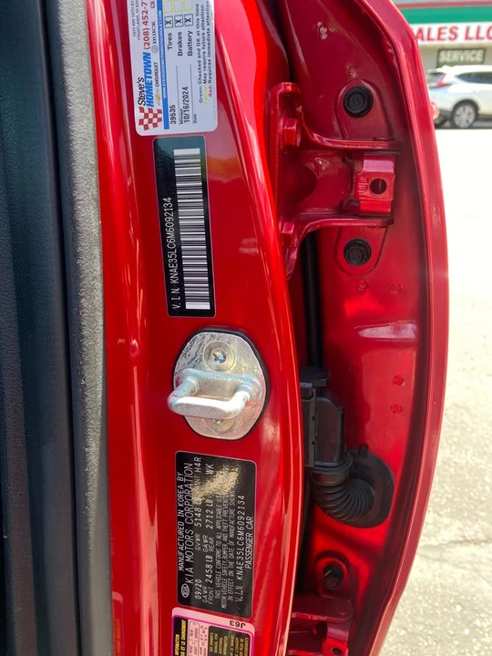 2021 Kia Stinger GT - Image 20 of 21