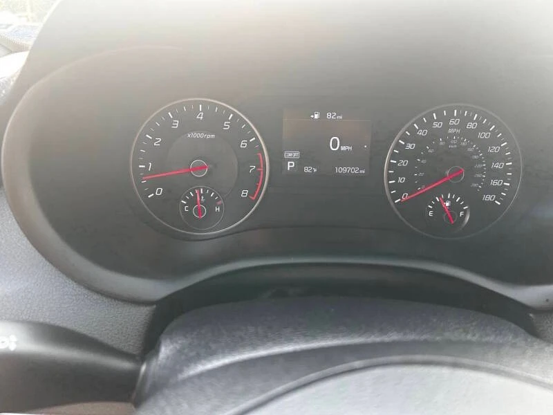 2021 Kia Stinger GT - Image 11 of 20