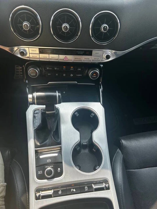 2021 Kia Stinger GT - Image 18 of 20