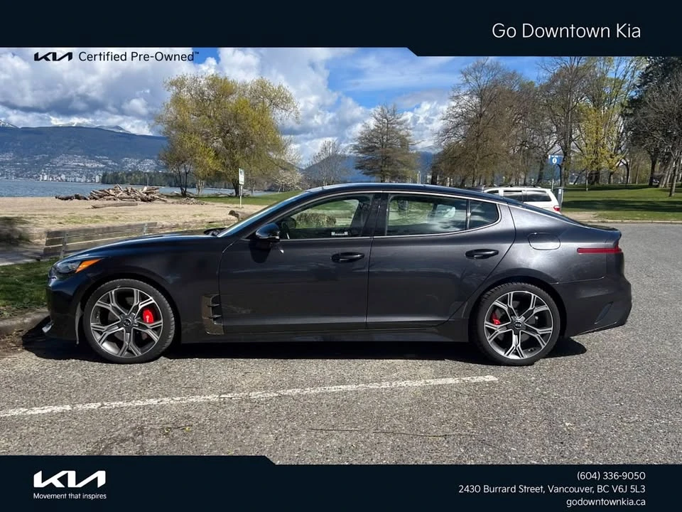 2021 Kia Stinger GT - Image 15 of 17