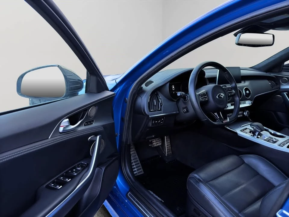 2021 Kia Stinger GT - Image 8 of 10