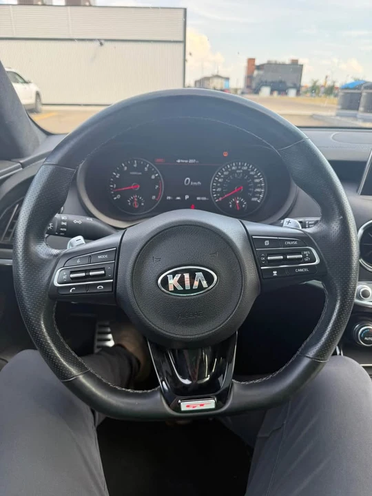 2021 Kia Stinger GT - Image 12 of 13