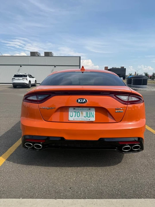 2021 Kia Stinger GT - Image 6 of 13